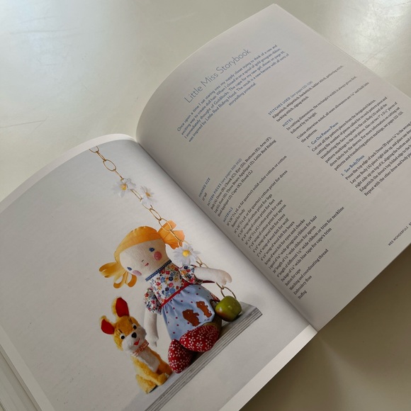 Wee Wonderfuls 24 dolls to Sew and love Sewing Book - Picture 5 of 6
